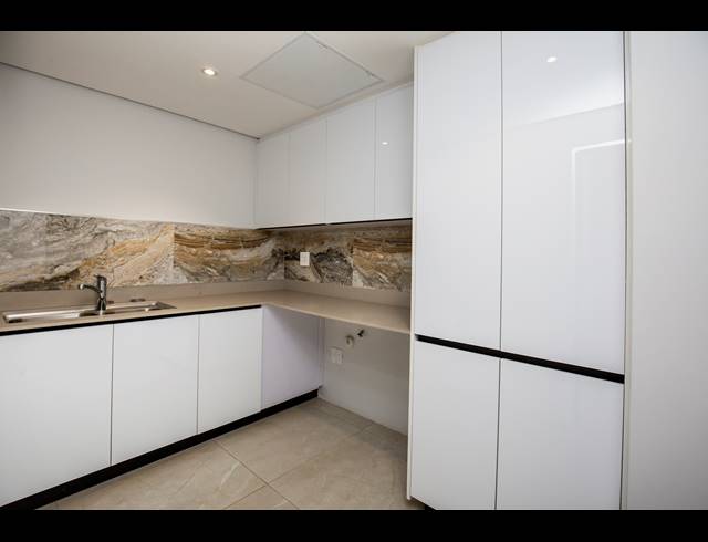 3 BEDROOM APARTMENT TO LET IN UMHLANGA RIDGESIDE